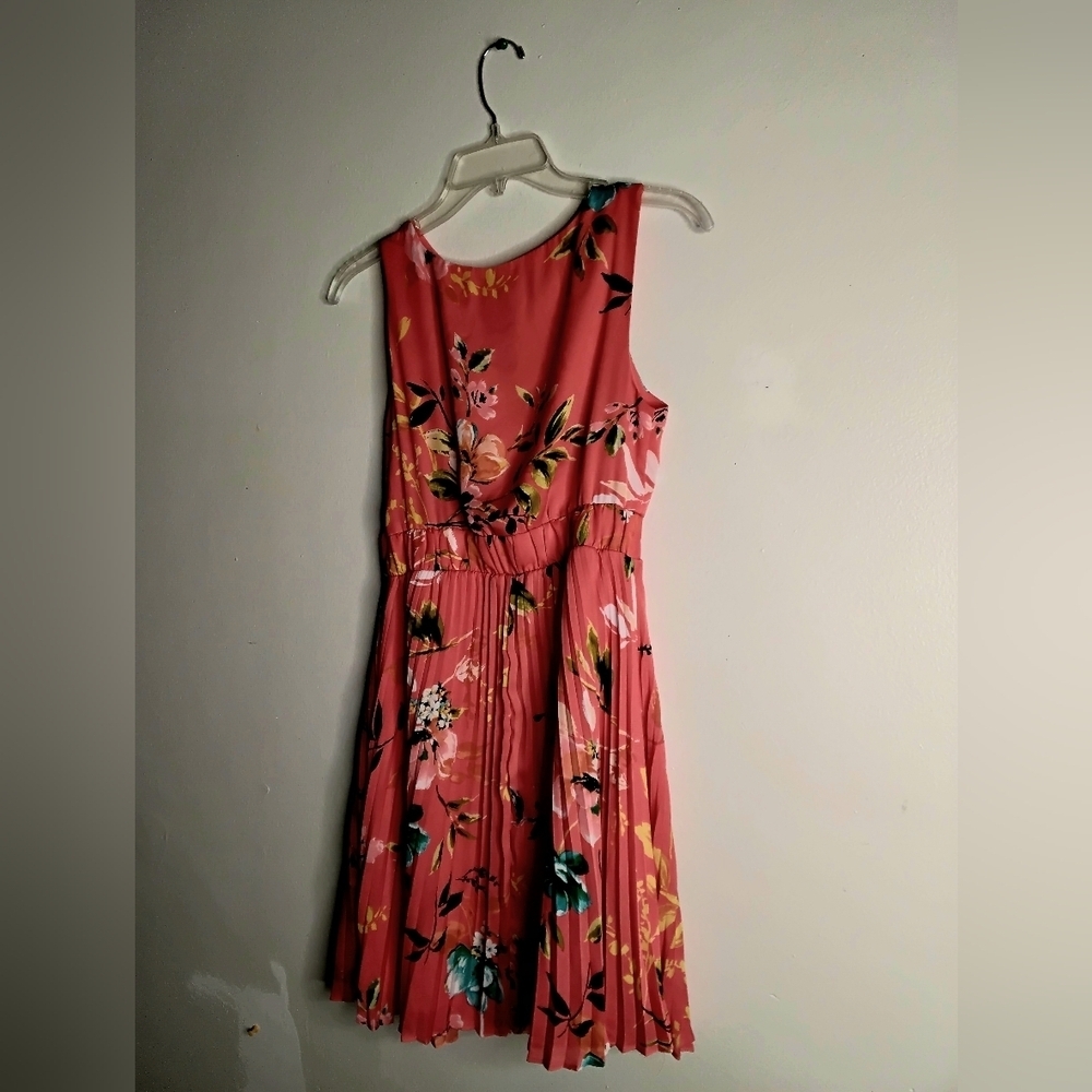 Liz Claiborne Floral Pleated Dress - Coral and Green - Picture 2 of 3